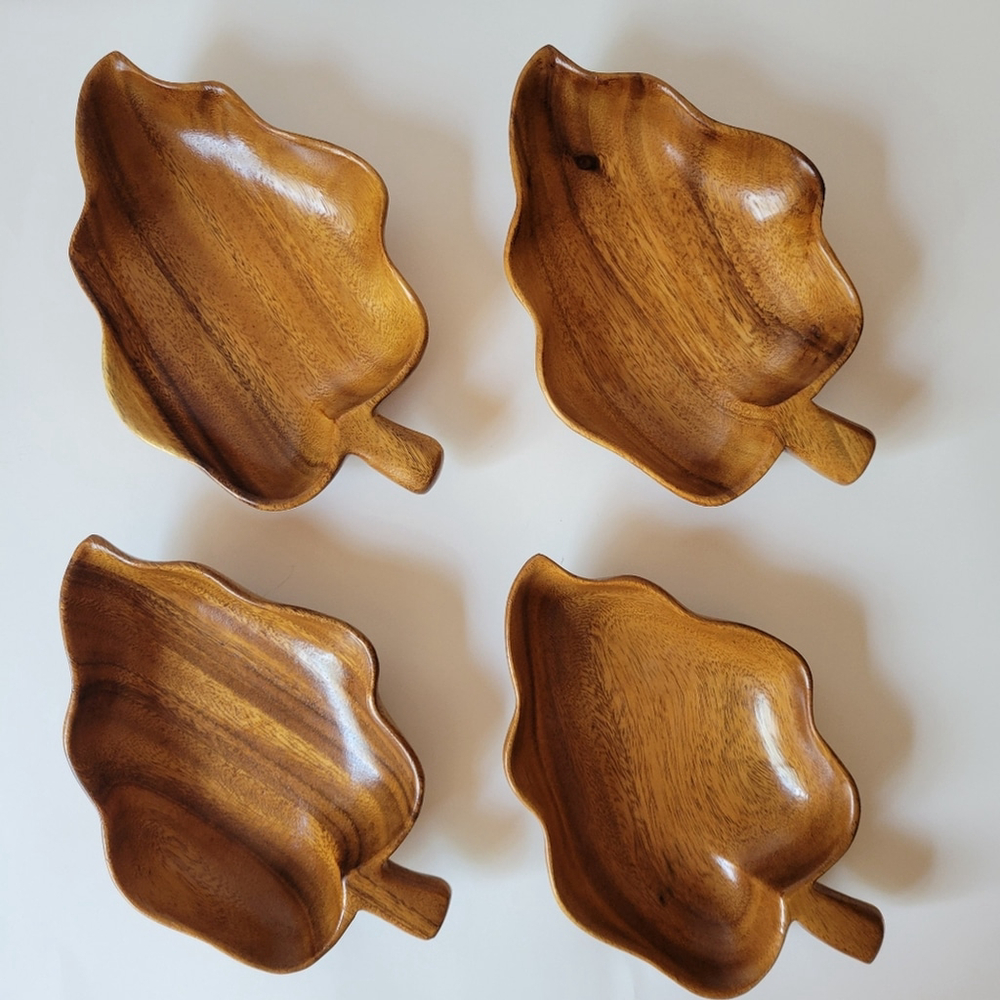 Monkey Pod Wood Leaf Bowls | Set of 4